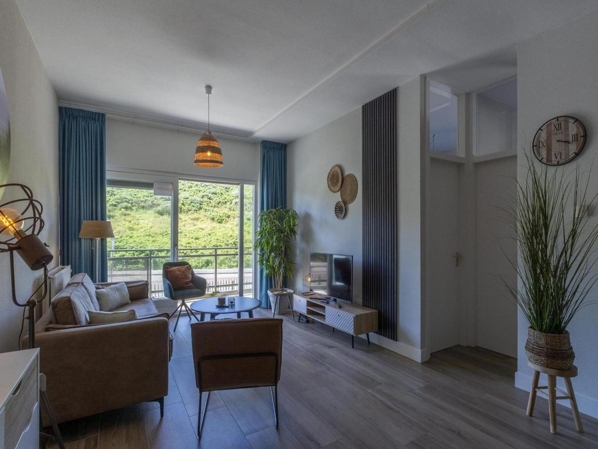 An Open Spacious Apartment Каллантсог Екстер'єр фото
